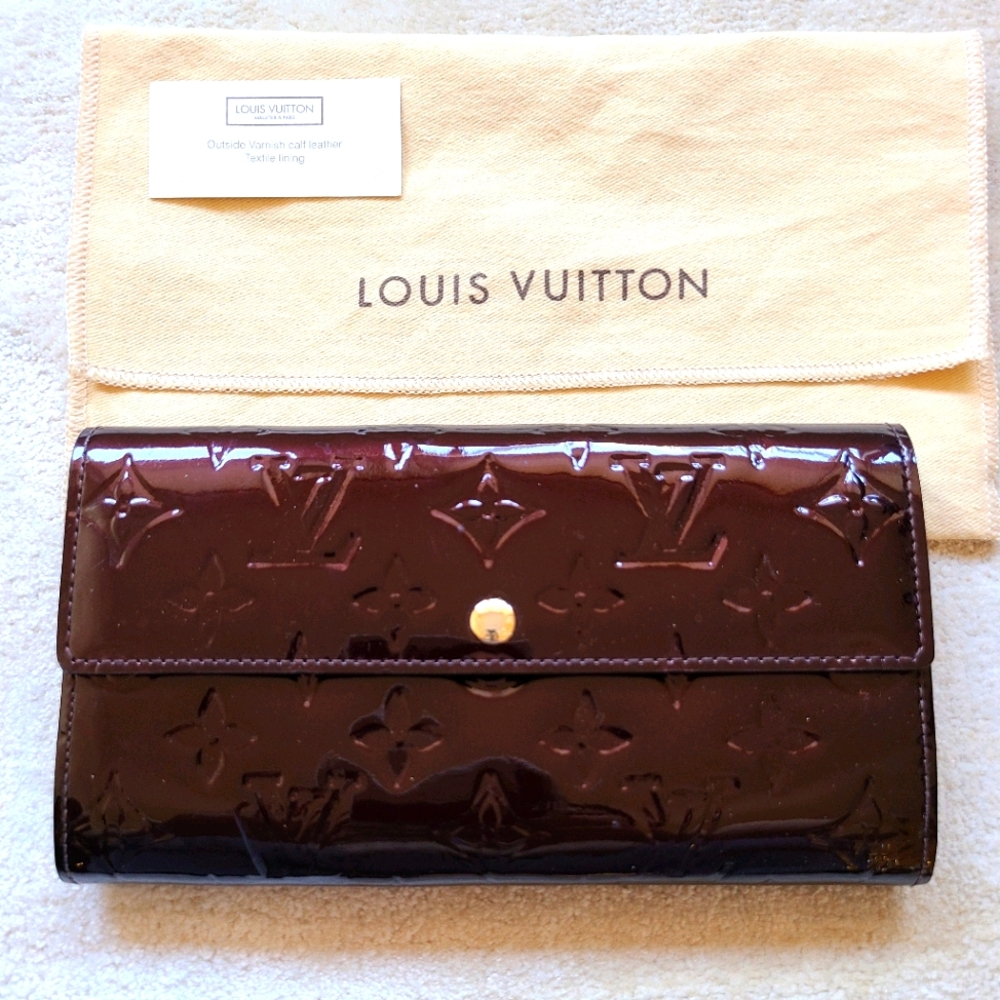 Louis Vuitton Monogram Vernis Leather Wallet